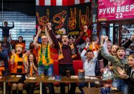 Как болели за «Урал» в баре «Американка»