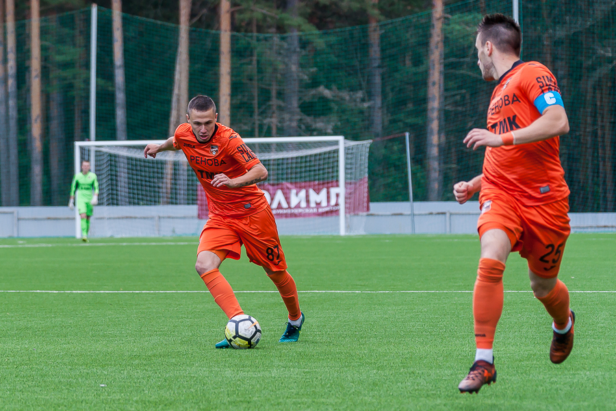 «Урал-2» и молодежка провели контрольные матчи в Перми