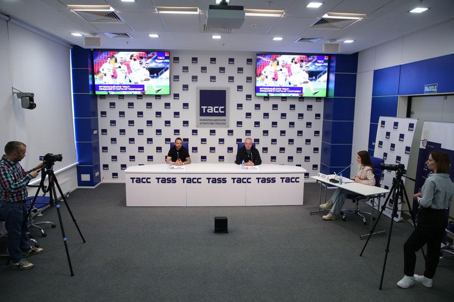 Пресс-конференция Игоря Шалимова и Эрика Бикфалви – о предстоящей игре со «Спартаком»