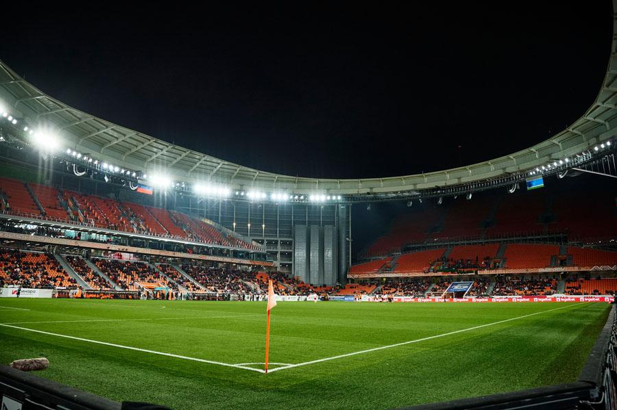 Поздравляем футбольную общественность с наступающими праздниками!