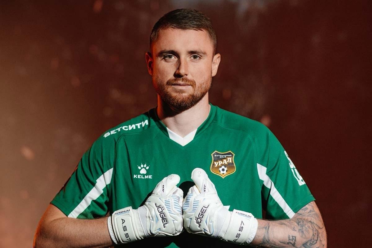 Александру Селихову — 32! 